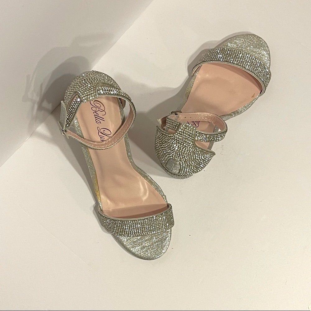 Open Toe Rhinestone Sandals - Picture 5 of 10